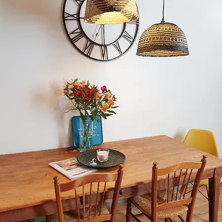 아파트 Charmante Maison De Ville Au Calme Vieux 코냐크